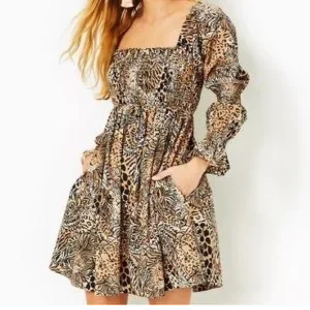 Lilly Pulitzer BEYONCA LONG SLEEVE RATTAN
WALK ON THE WILD SIDE SIZE:
S NWT.